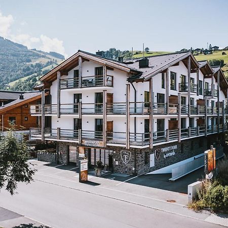 24 By Avenida - Mountain Hotel カプルーン エクステリア 写真